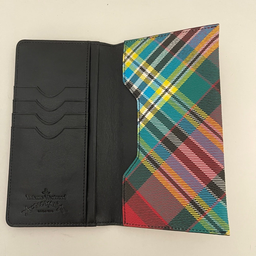 Vivienne Westwood SHUKA TARTAN PHONE CASE WITH FLAP - BRAND NEW NEVER USE 2012